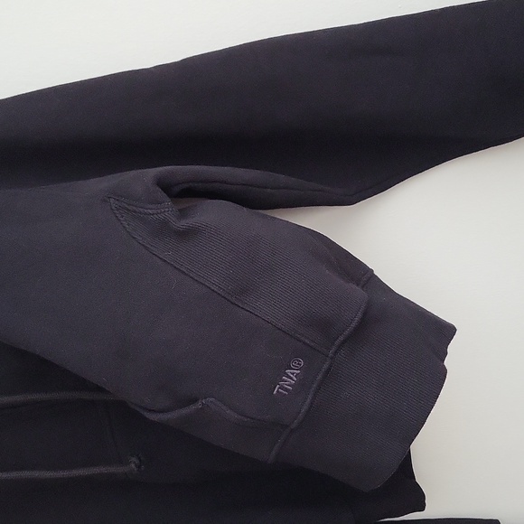 Aritzia TNA Cozy Sweatfleece Boyfriend Boxy Zip Hoodie - Picture 4 of 5